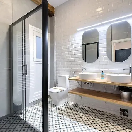 Tenderia Mercado Ribera Old Town *