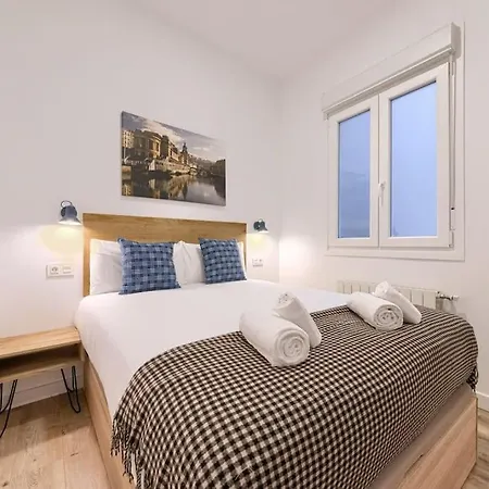 Tenderia Mercado Ribera Old Town