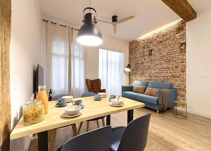 Tenderia Mercado Ribera Old Town