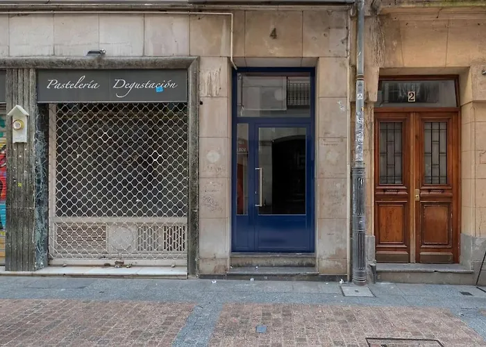 Tenderia Mercado Ribera Old Town